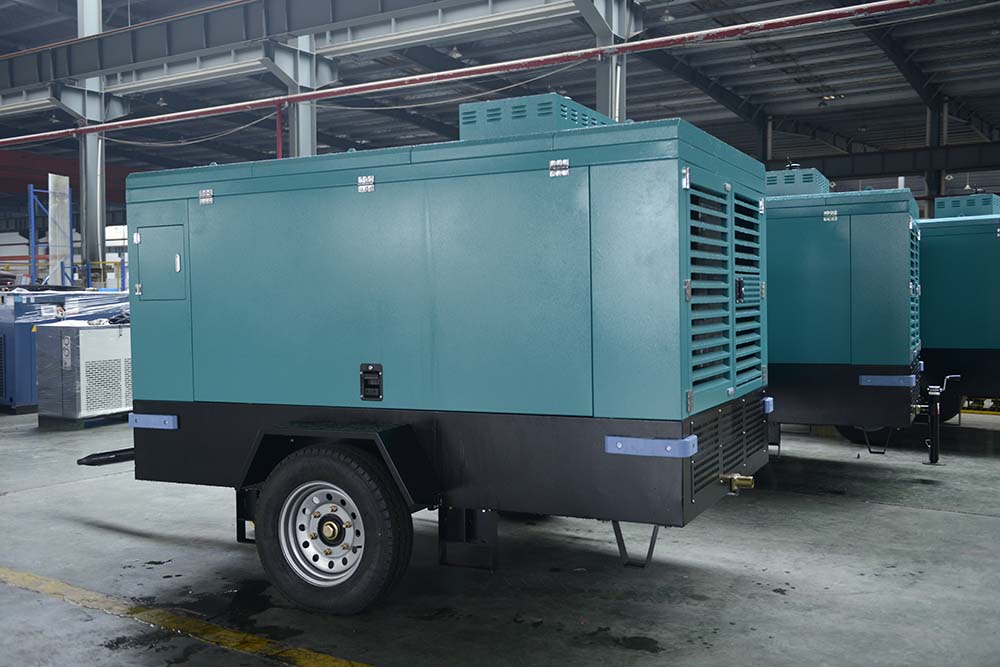 High pressure diesel portable 18bar rotary screw air compressor machines