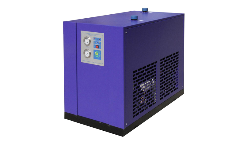 Refrigerated air dryer