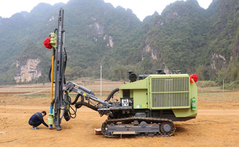 High efficiency drilling rig machines